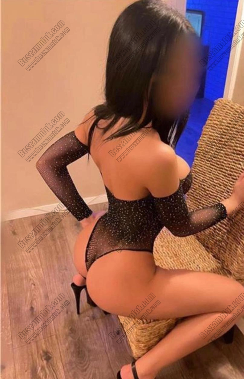 Nina VIP - +36 70 279 9274 - arckepes szexpartner foto