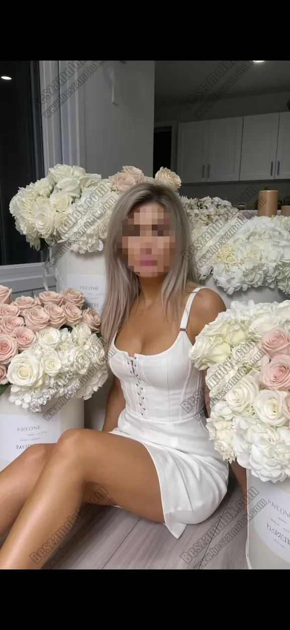 SarahMonroe arckepes szexpartner kepes profil - arckepes-szexpartner.hu SarahMonroe - +36 30 710 5479 - arckepes szexpartner foto